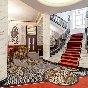 H15 Francuski Old Town - Destigo Hotell